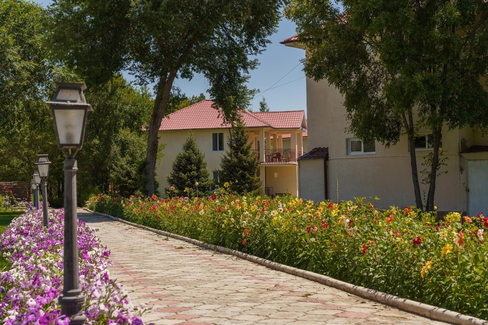 Talisman Village Hotel Bosteri Exteriér fotografie