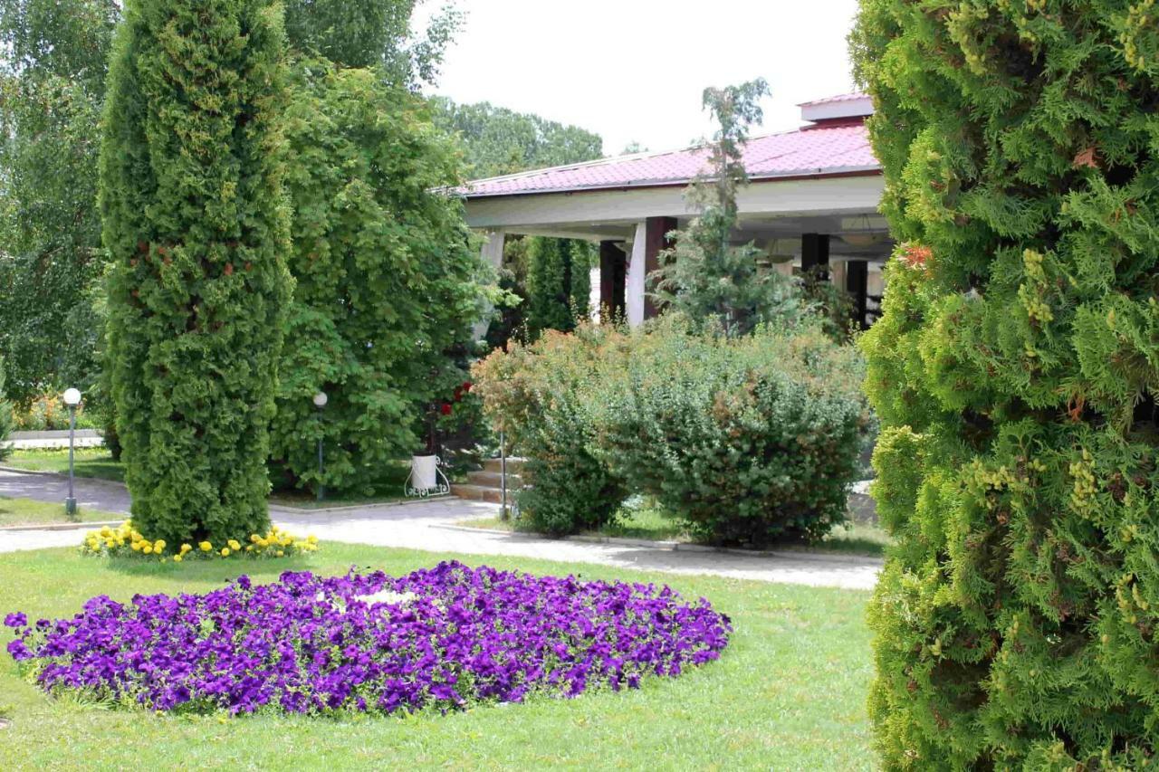 Talisman Village Hotel Bosteri Exteriér fotografie